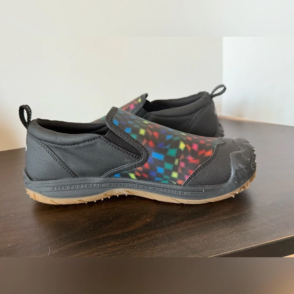 Keen vibrant rainbow